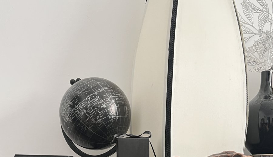 Timeless Home Decor: The Art of Classic Accent Pairing